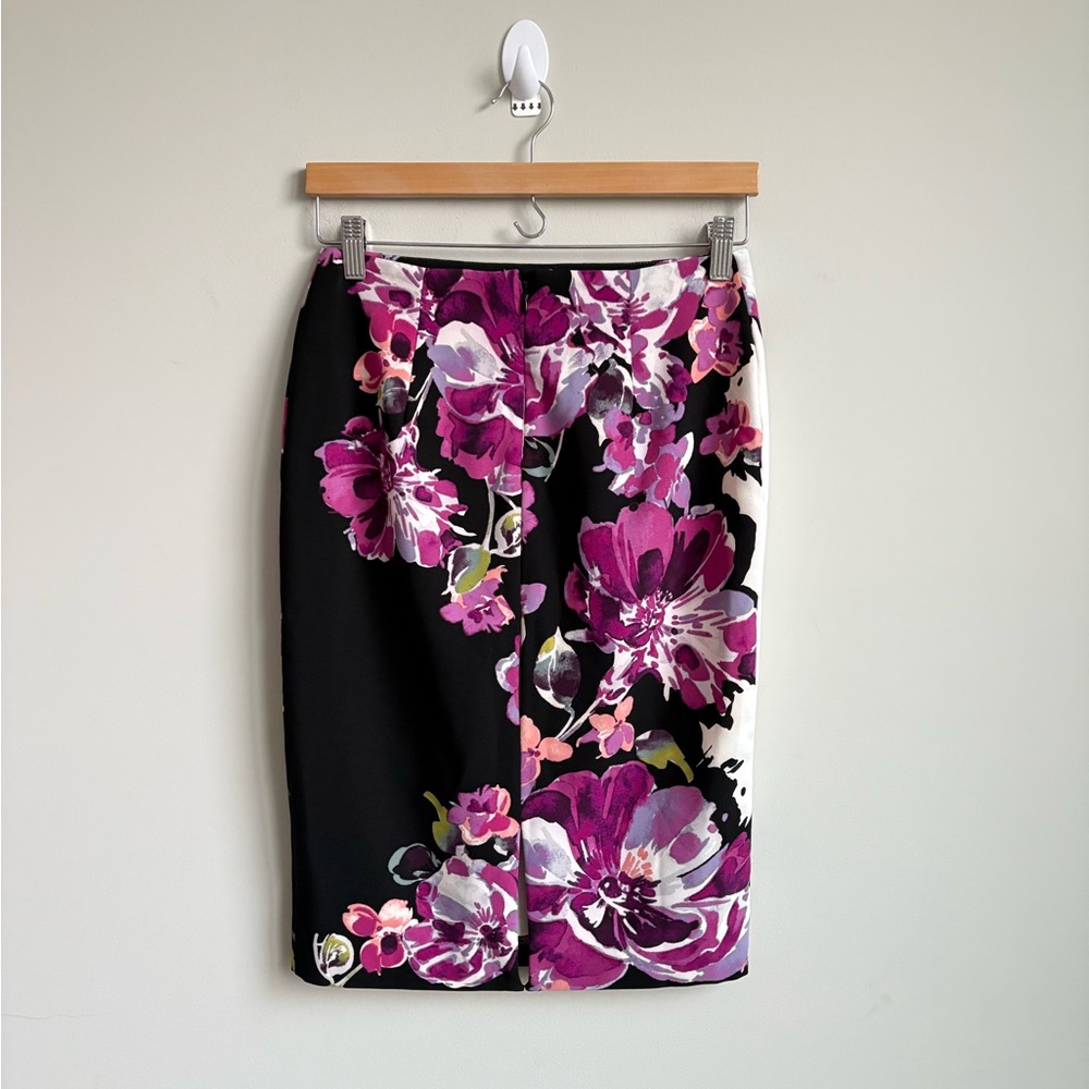 White House Black Market Floral Pencil Skirt  Size 0 NEW - Picture 4 of 6